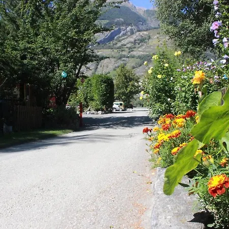 Camping Simplonblick Кемпинг Raron