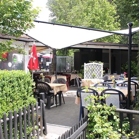 Kemp Camping Simplonblick Raron